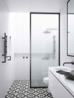 Siyah Profil Kumlama Cam Duş Paneli